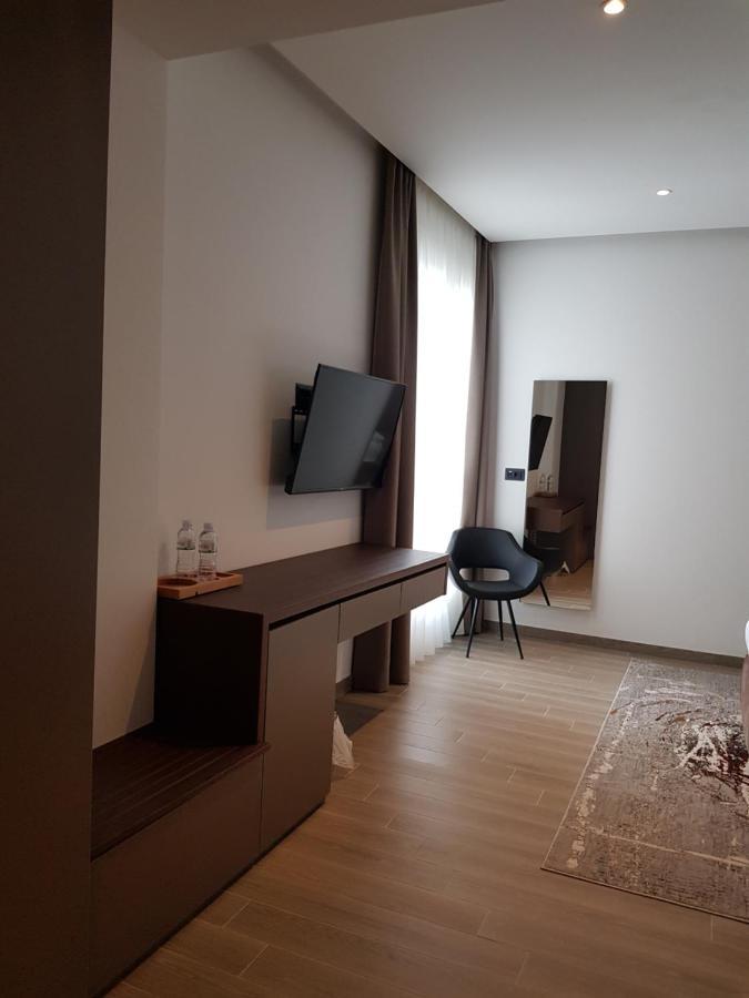 My Hotel Prizren Exteriör bild